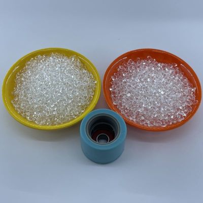 Przejrzysta, miękka obudowa TPU z doskonałym dopasowaniem i doskonałą odpornością na zadrapania