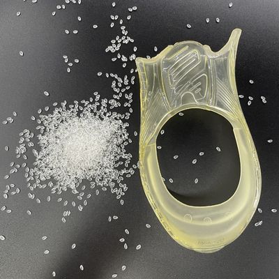 Przejrzysty, nierozpuszczalny w wodzie