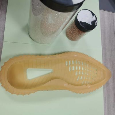 85A Czarny Elastyczność Materiał przewodzący Tpu Doskonała odporność chemiczna Obuwie Surowiec Podeszwy zewnętrzne Dobra cena