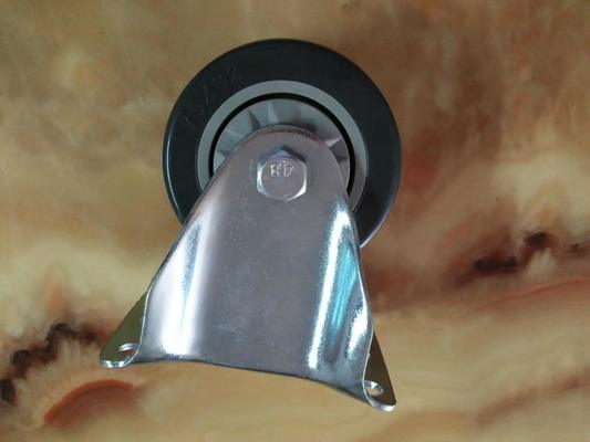 Dobre odporność na ścieranie i działanie chemiczne pelety TPU do rodówek medycznych