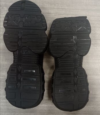 GRS TPU z recyklingu,oszczędny, szybki w formowaniu, trwały, idealny do obudowy telefonów, materiałów obuwniczych, kubków odsuwnych