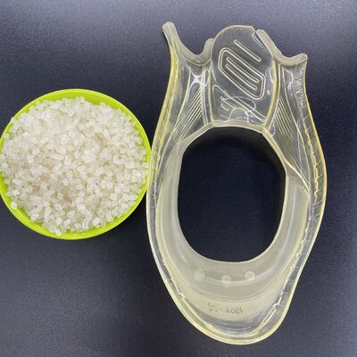 Pianka do podeszew butów z TPU jest miękka, odporna na ścieranie i można ją szybko formować